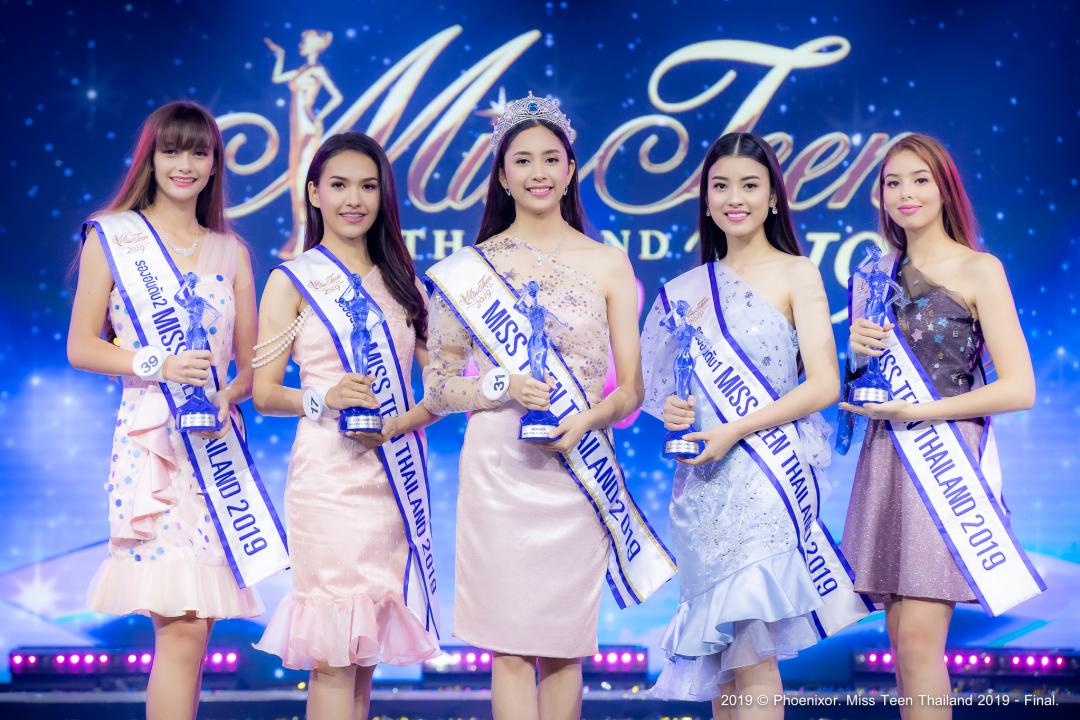 น้องปิ่น ชรินพร เงินเจริญ หมายเลข 31 อายุ 15 ปี คว้งมงกุฏ Miss Teen Thailand 2019 by Hello ไปครอง